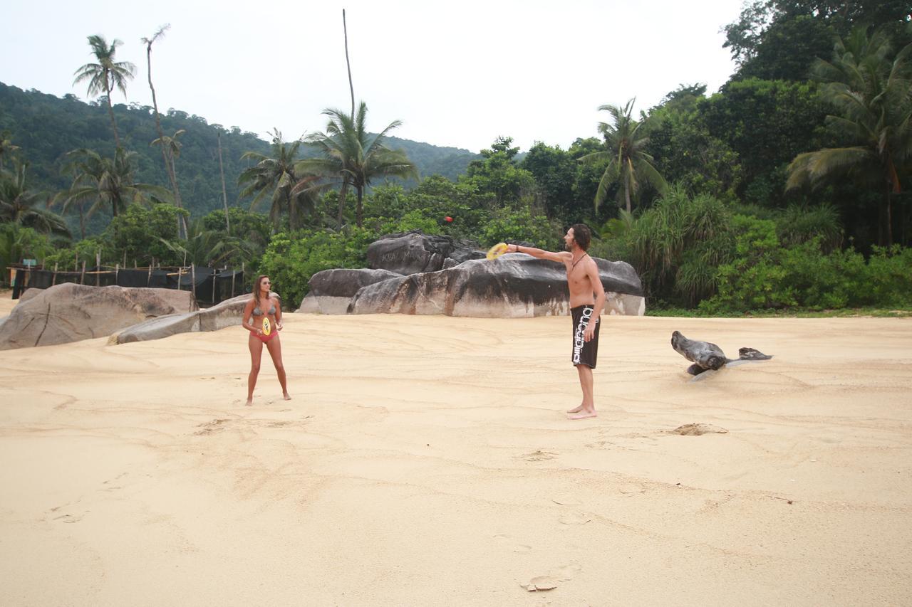 The Barat Tioman Beach Resort Kampong Juara Экстерьер фото